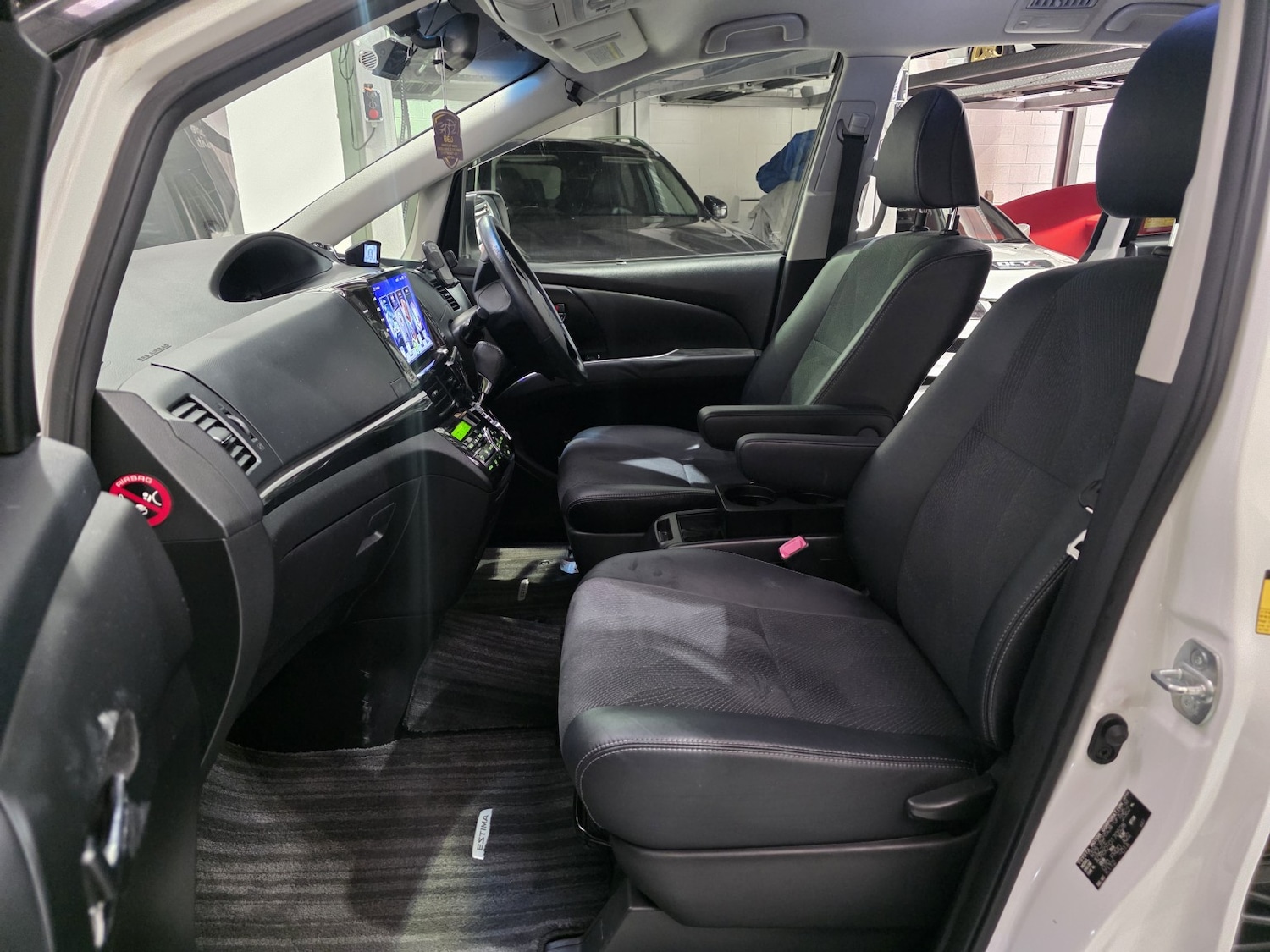 Used Toyota Estima 2022 for sale - 77954026: Photo 23