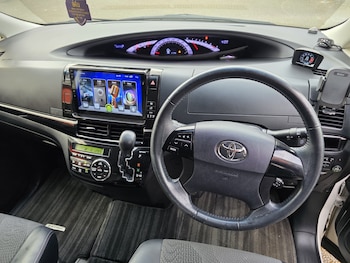 Used Toyota Estima 2013 for sale - 77954026: Photo