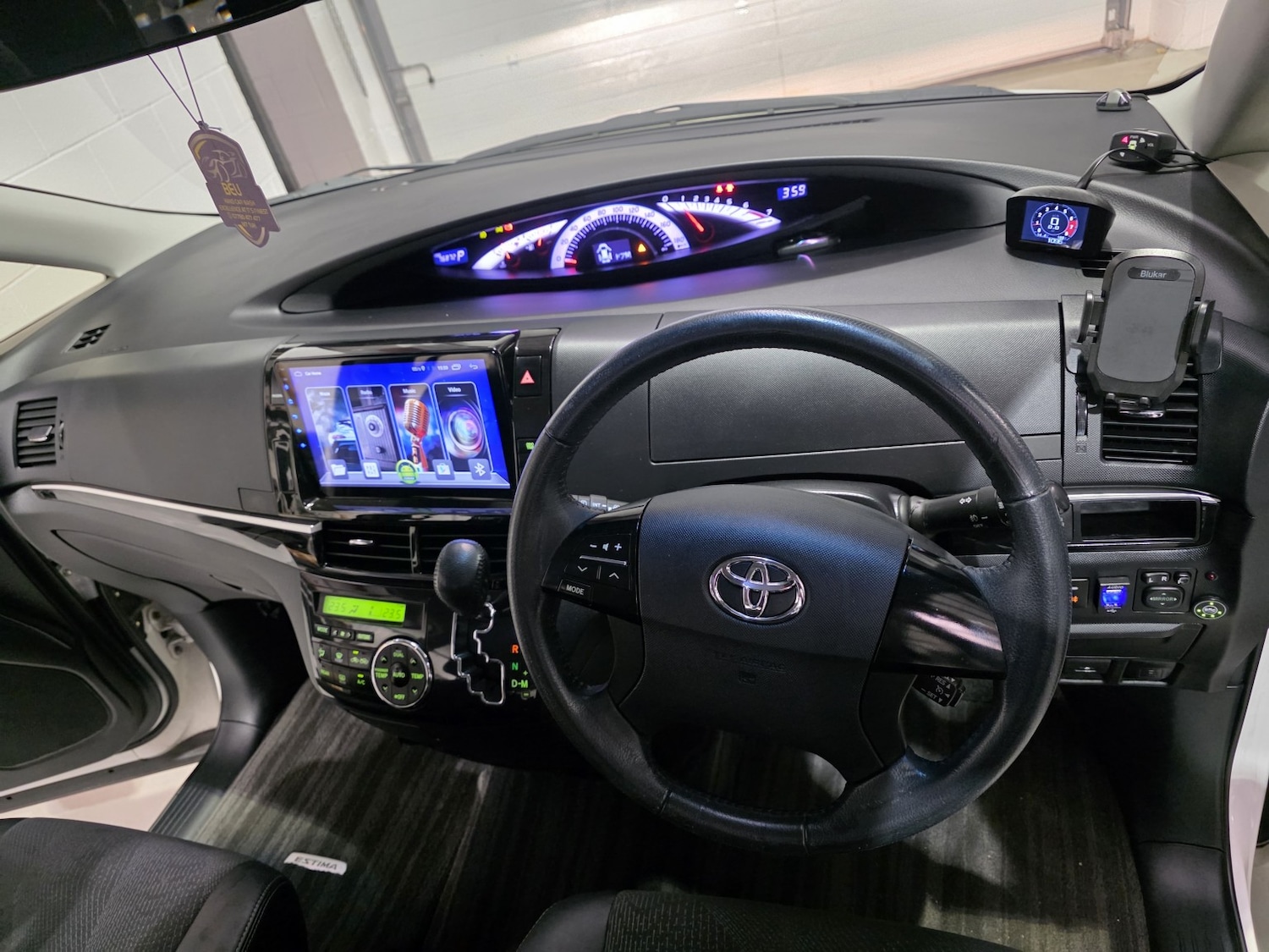 Used Toyota Estima 2022 for sale - 77954026: Photo 9