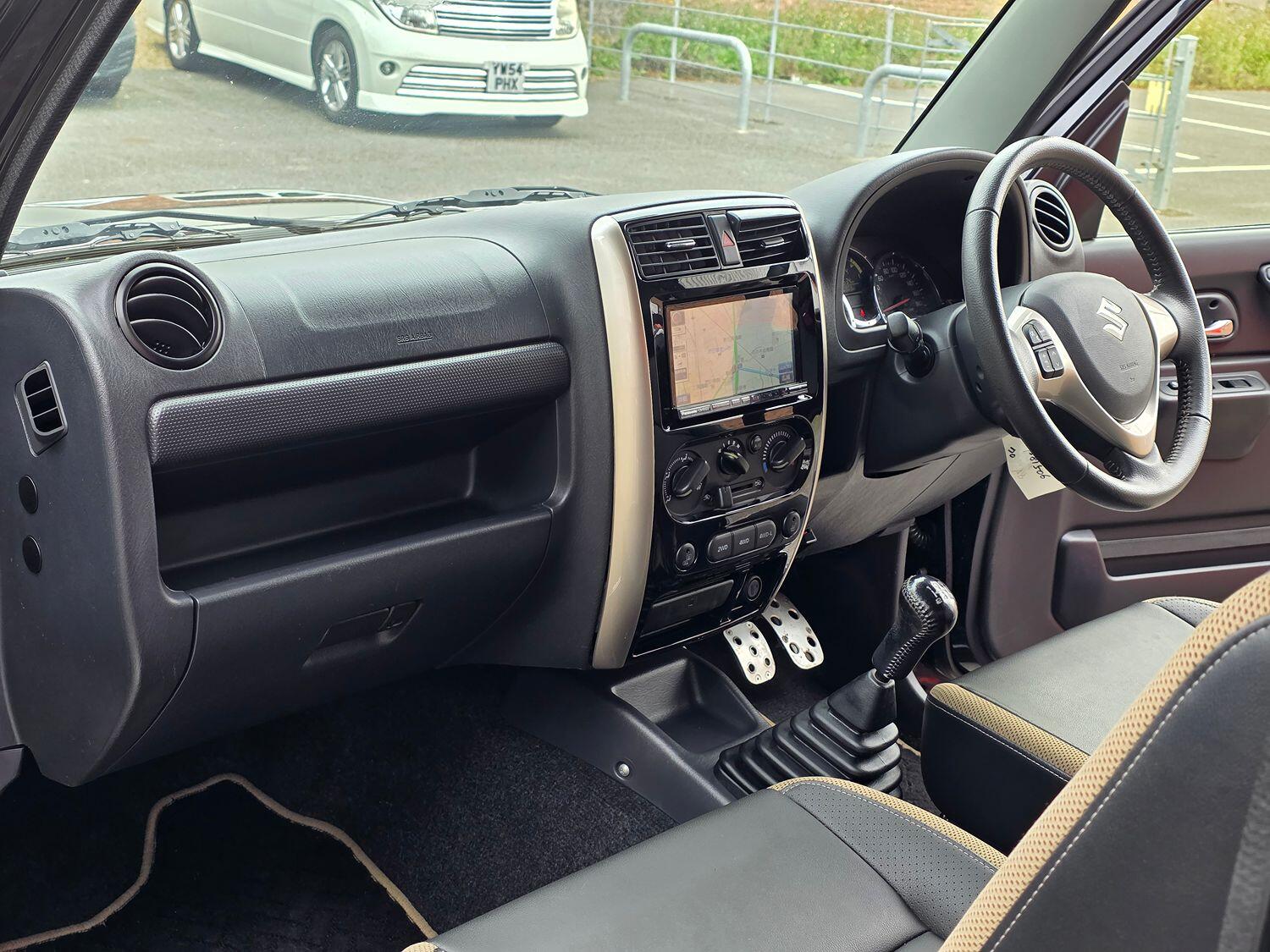 Used Suzuki Jimny for sale - 76794270: Photo 11