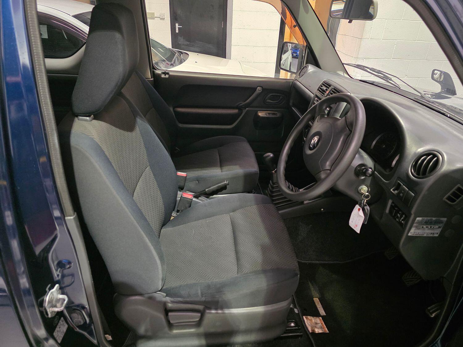 Used Suzuki Jimny 2013 for sale - 76794272: Photo 10