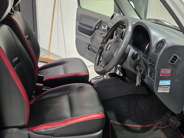 Used Suzuki Jimny 2012 for sale - 74955710: Photo 11