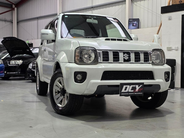 Used Suzuki Jimny 2012 for sale - 74955710: Photo 28