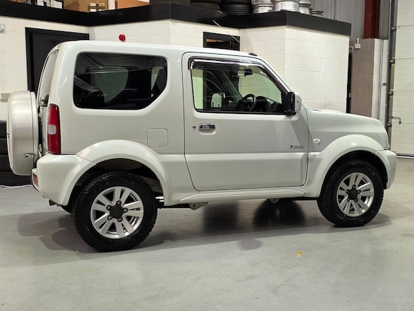 Used Suzuki Jimny 2012 for sale - 74955710: Photo 3