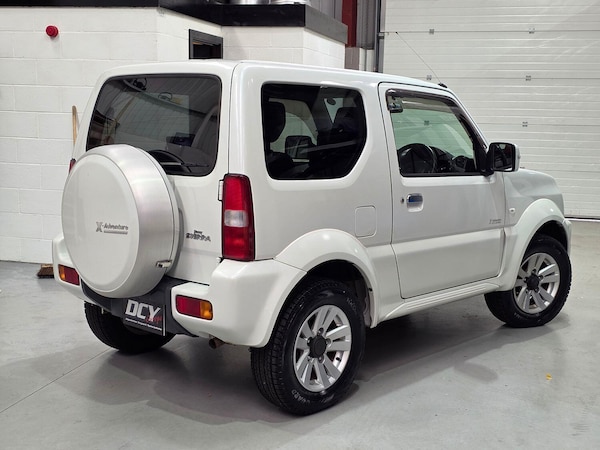 Used Suzuki Jimny 2012 for sale - 74955710: Photo 4