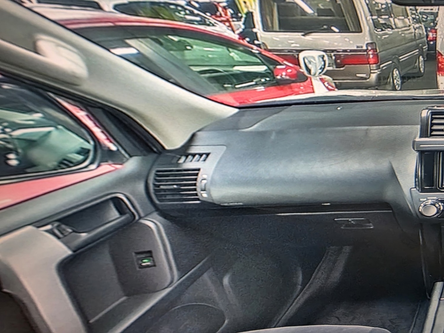 Used Toyota Land Cruiser for sale - 77687670: Photo 11