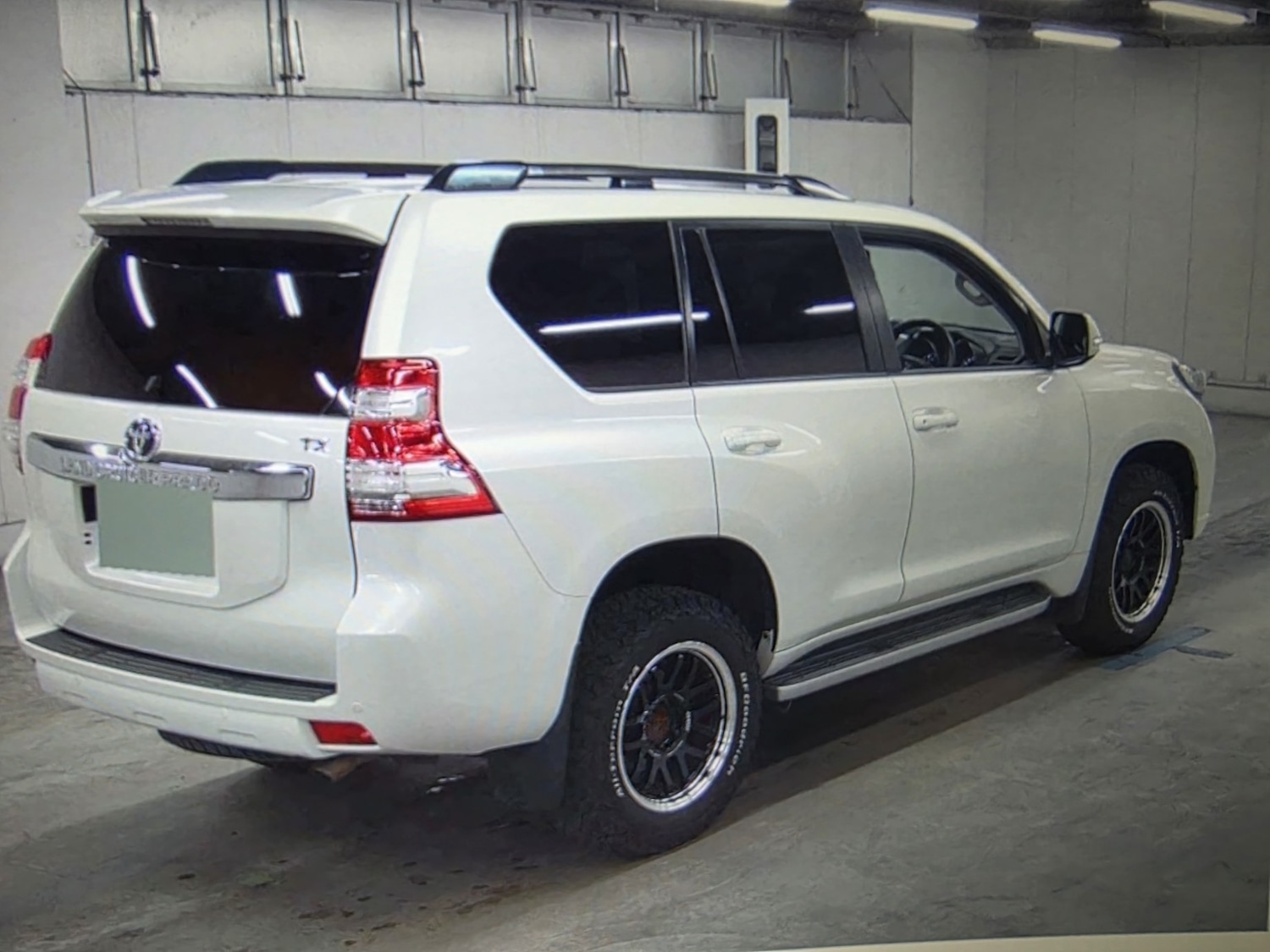 Used Toyota Land Cruiser for sale - 77687670: Photo 23