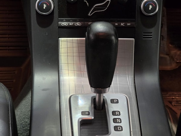 Used Volvo XC70 2009 for sale - 76164480: Photo 16