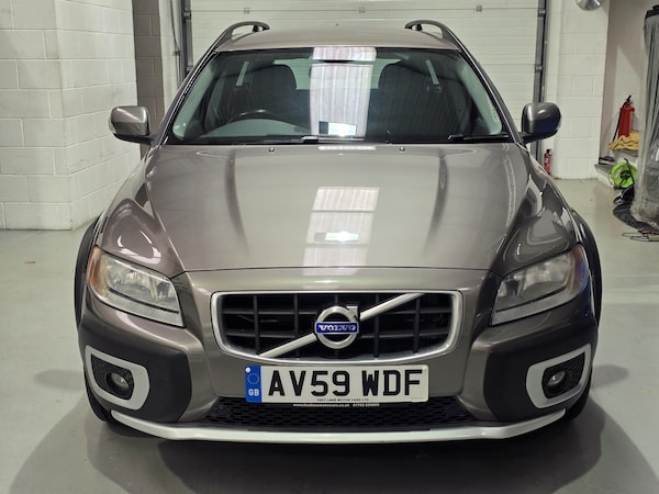 Used Volvo XC70 2009 for sale - 76164480: Photo 1