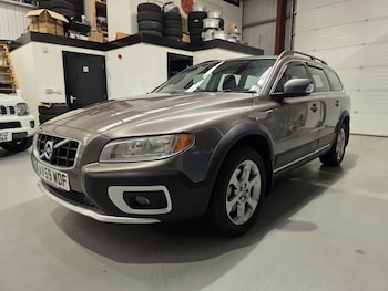 Used Volvo XC70 2009 for sale - 76164480: Photo 3