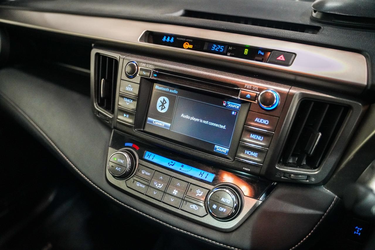 Used Toyota RAV4 2019 for sale - 77595238: Photo 15