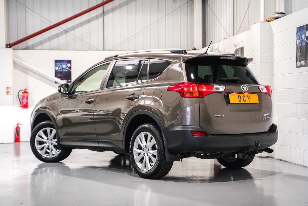 Used Toyota RAV4 2019 for sale - 77595238: Photo 2