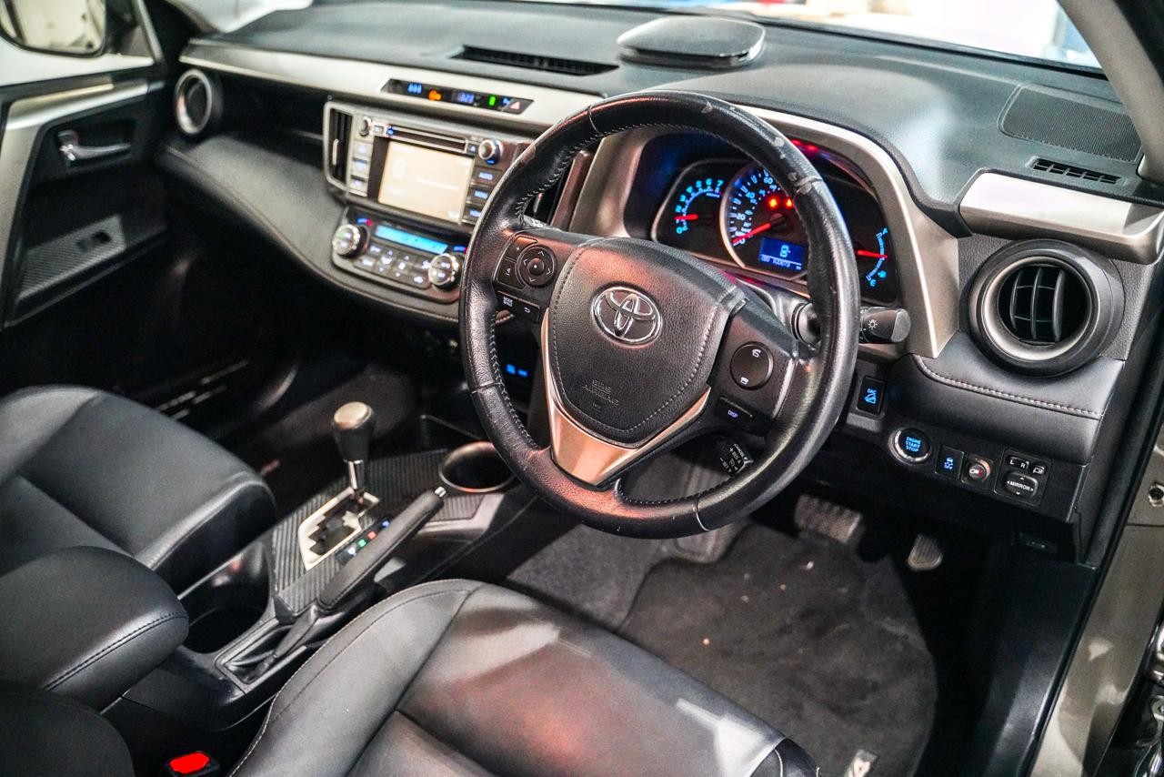 Used Toyota RAV4 2019 for sale - 77595238: Photo 22