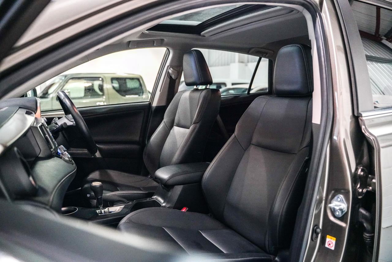 Used Toyota RAV4 2019 for sale - 77595238: Photo 23