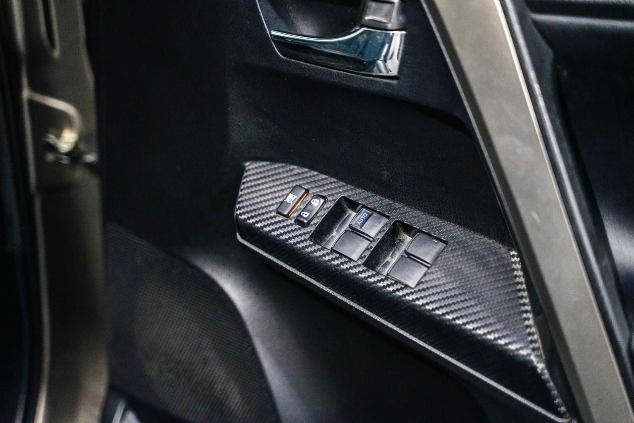 Used Toyota RAV4 2019 for sale - 77595238: Photo 6