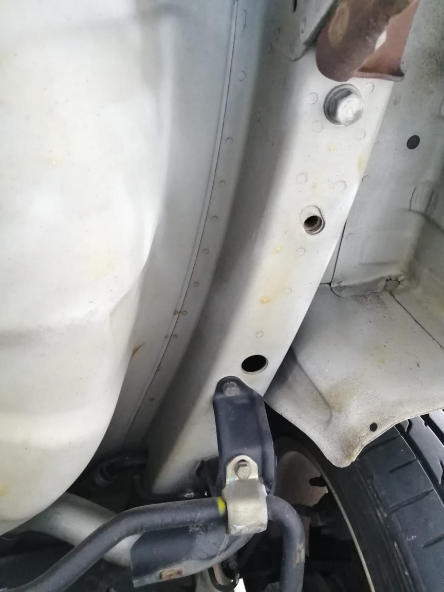 Used Subaru Impreza 1998 for sale - 76211905: Photo 6