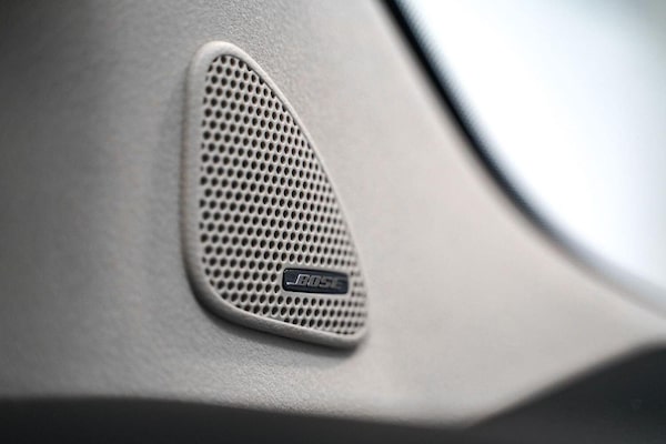 Used Nissan Elgrand 2004 for sale - 74949813: Photo 17