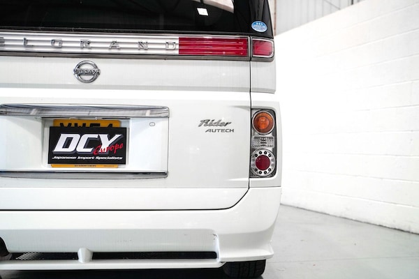 Used Nissan Elgrand 2004 for sale - 74949813: Photo 18