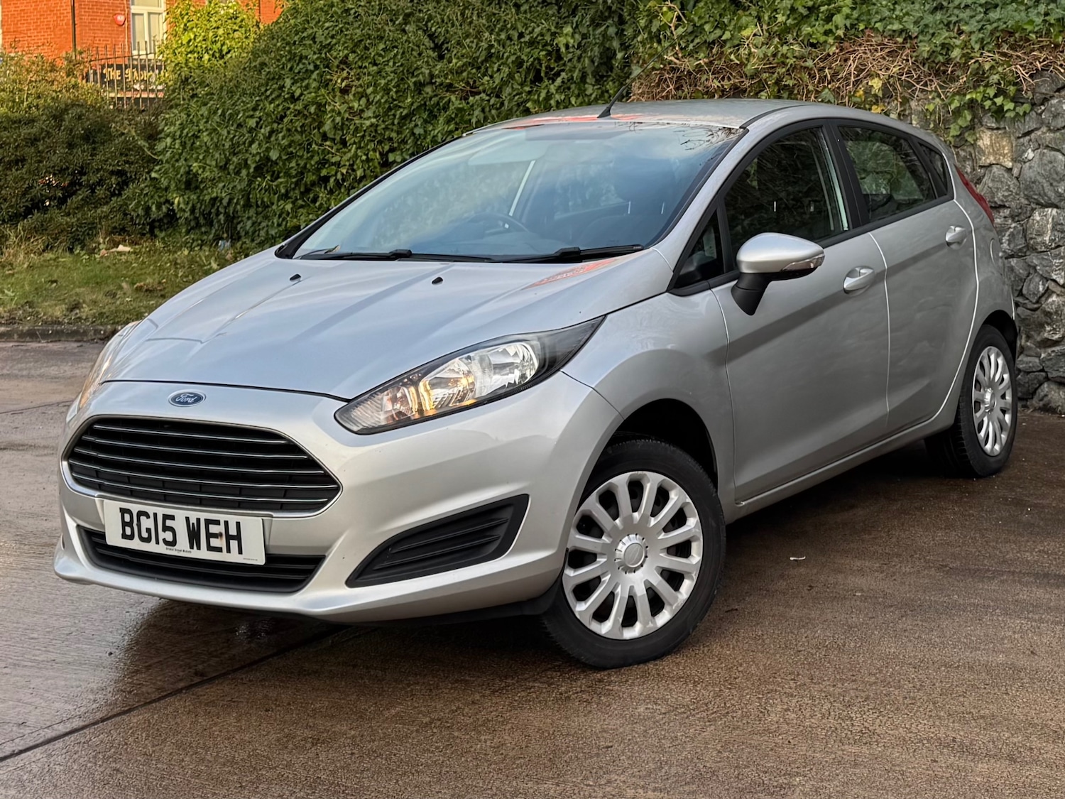 Used Ford Fiesta 2015 for sale - 77198073: Photo 2