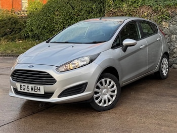 Used Ford Fiesta 2015 for sale - 77198073: Photo