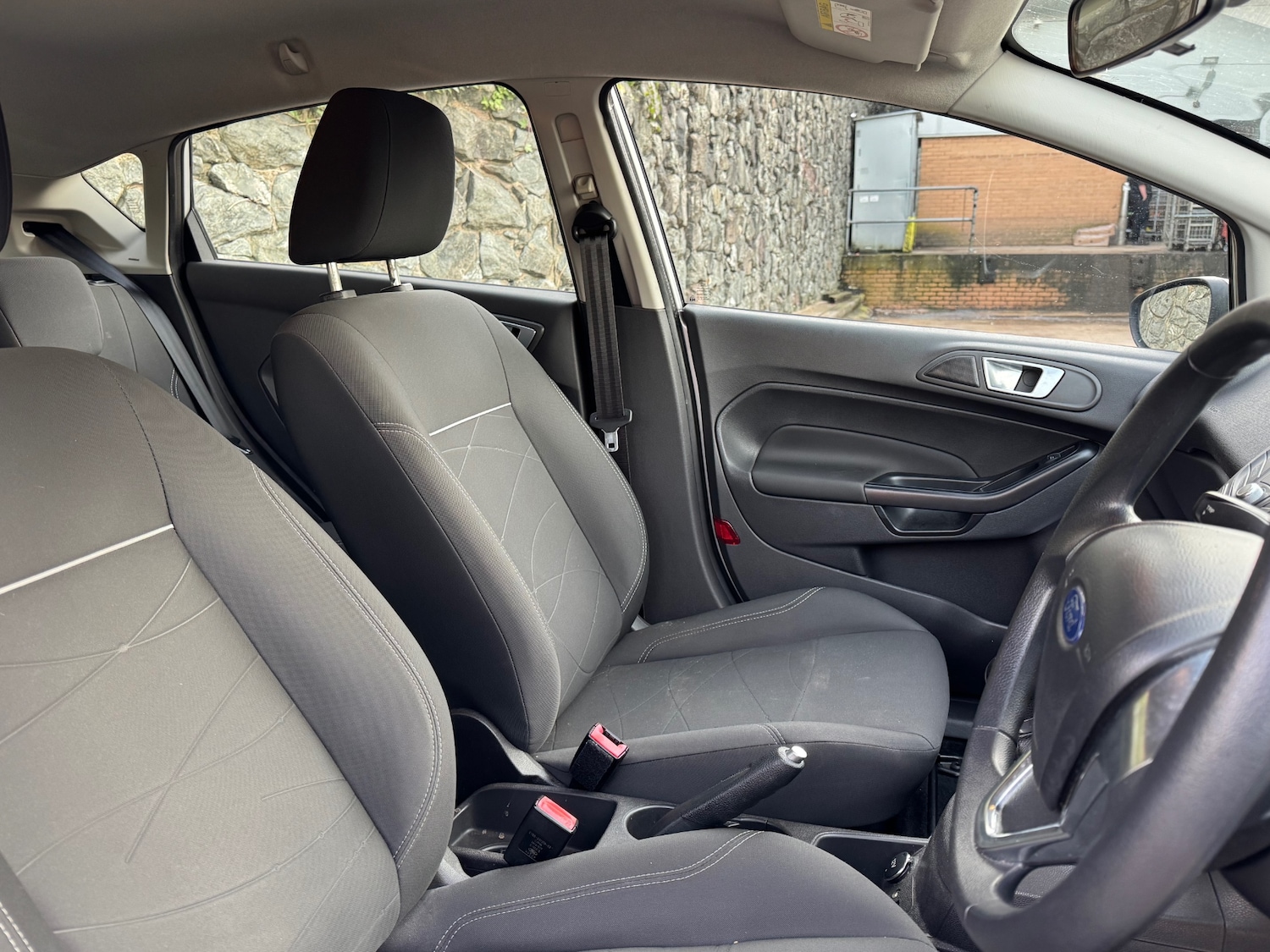 Used Ford Fiesta 2015 for sale - 77198073: Photo 6