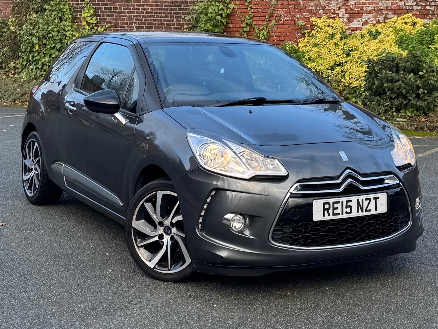 Used Citroen DS3 2015 for sale - 76589090: Photo 1
