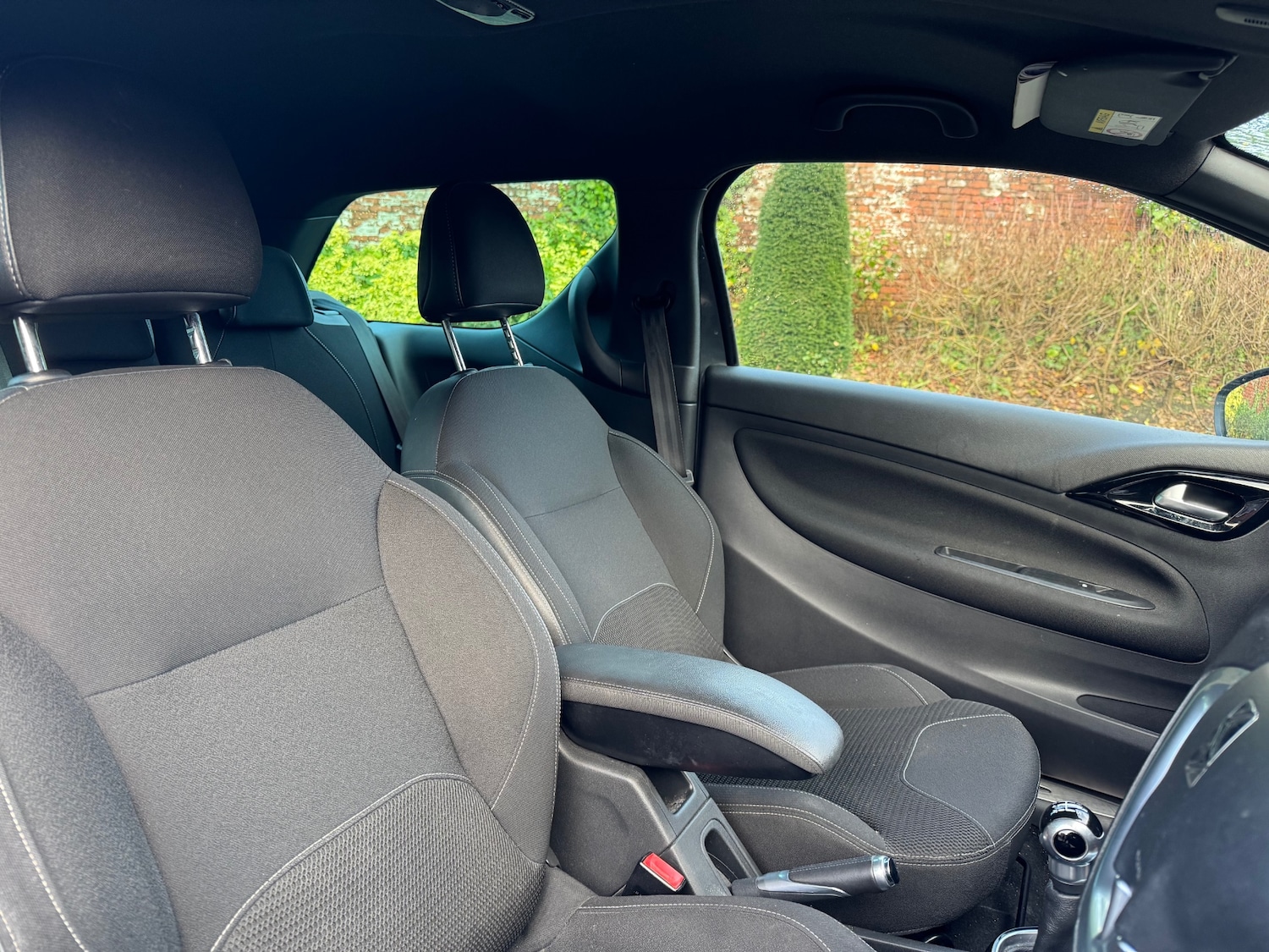 Used Citroen DS3 2015 for sale - 76589090: Photo 6