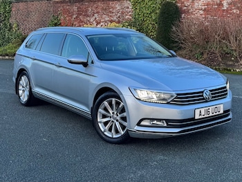 Used Volkswagen Passat 2016 for sale - 77012965: Photo
