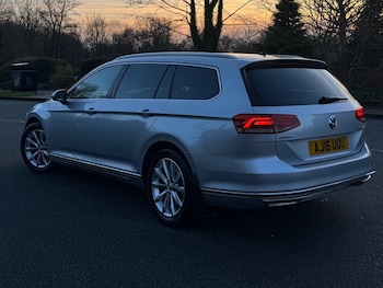 Used Volkswagen Passat 2016 for sale - 77012965: Photo