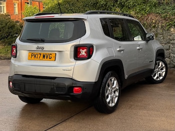 Used Jeep Renegade 2017 for sale - 77339519: Photo