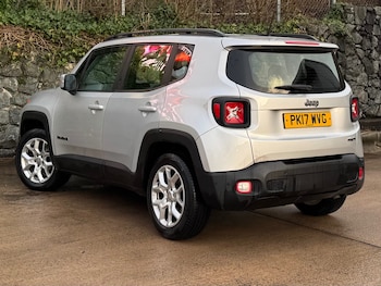 Used Jeep Renegade 2017 for sale - 77339519: Photo