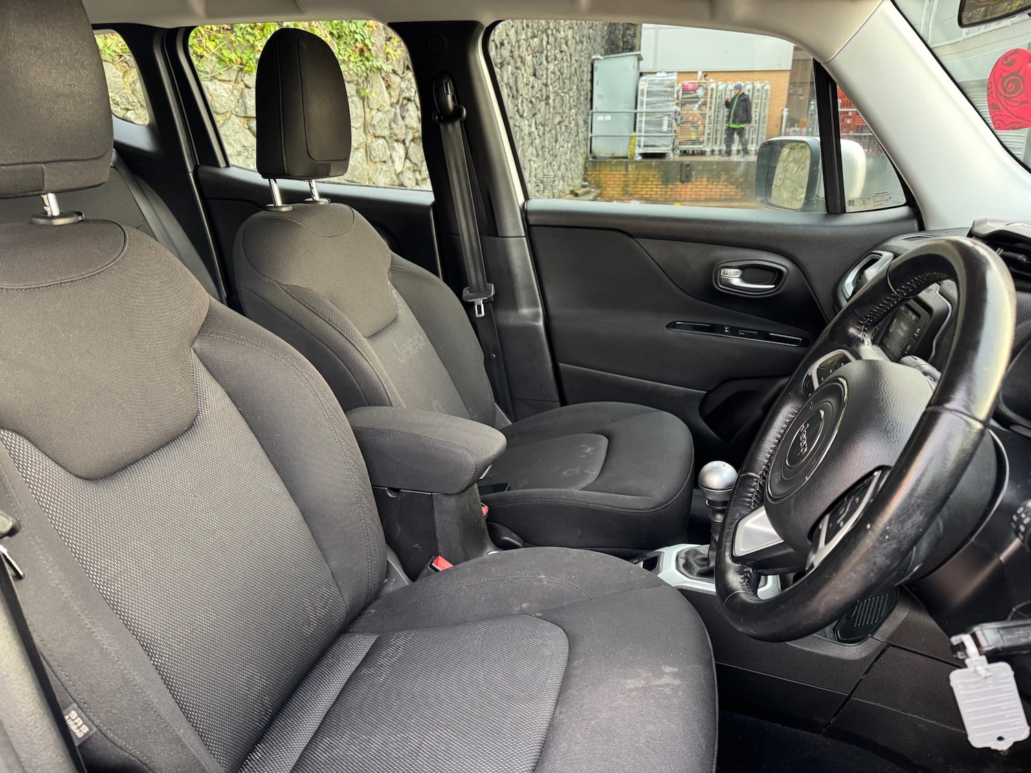 Used Jeep Renegade 2017 for sale - 77339519: Photo 6