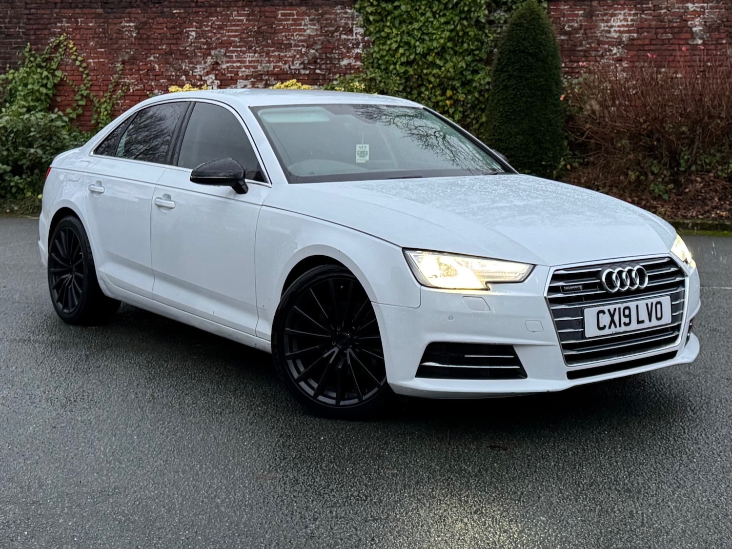 Used Audi A4 2019 for sale - 76618891: Photo 1