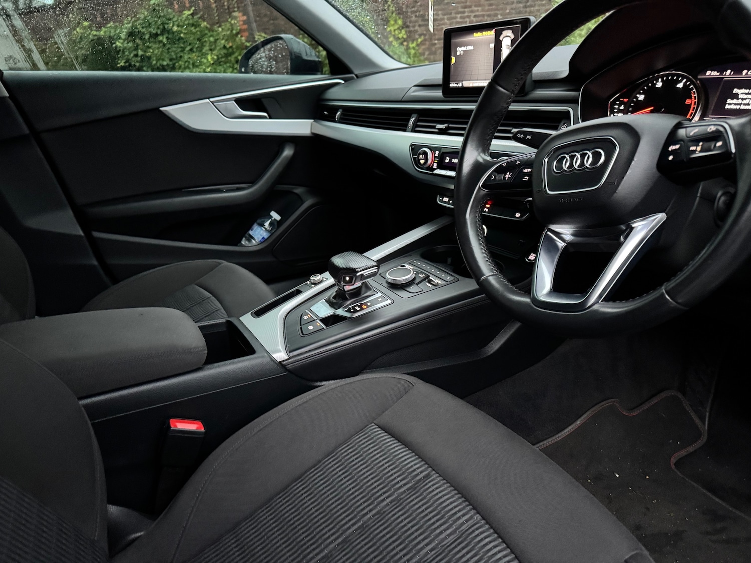 Used Audi A4 2019 for sale - 76618891: Photo 5