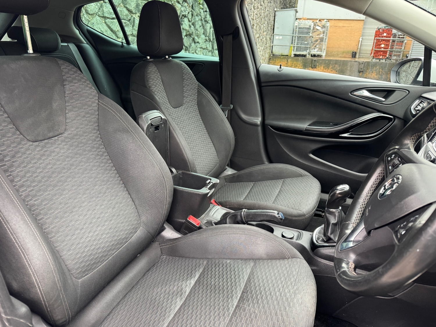 Used Vauxhall Astra 2017 for sale - 77283642: Photo 6