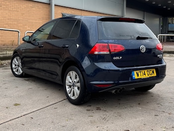 Used Volkswagen Golf 2014 for sale - 76427877: Photo