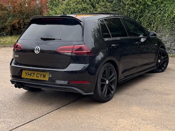 Used Volkswagen Golf 2017 for sale - 76428763: Photo