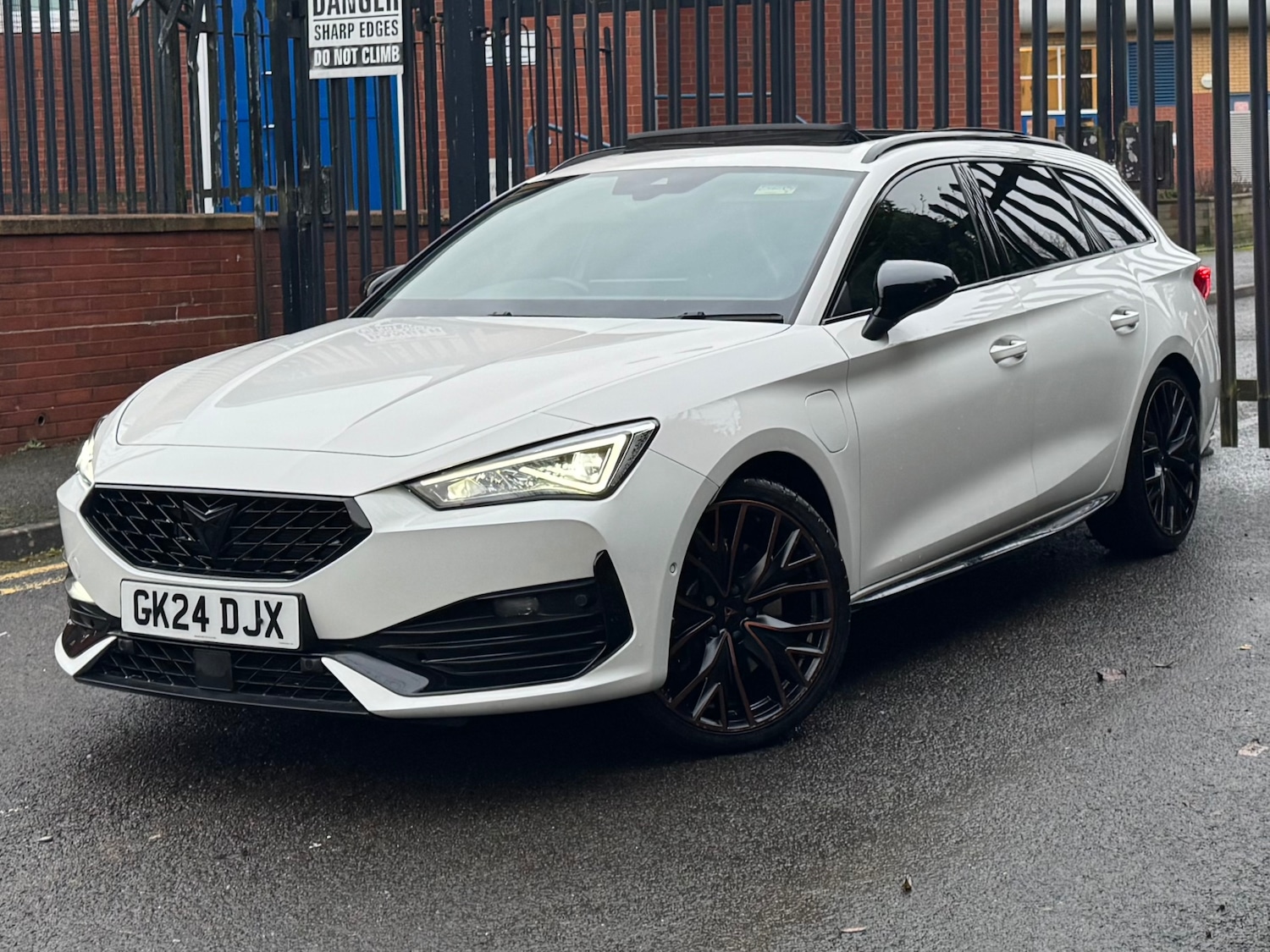 Used Cupra Leon 2024 for sale - 77210722: Photo 2