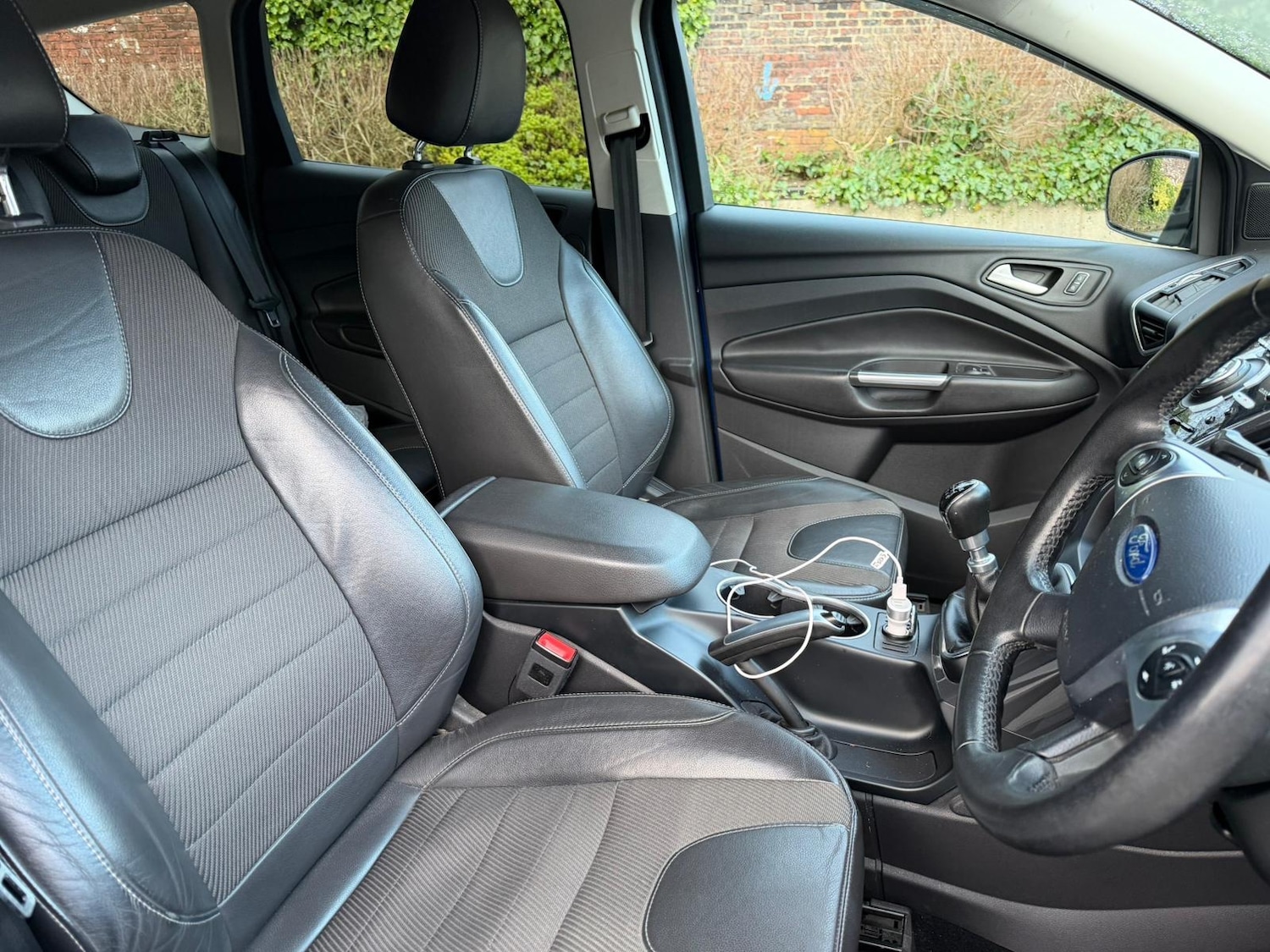 Used Ford Kuga 2015 for sale - 77837410: Photo 6