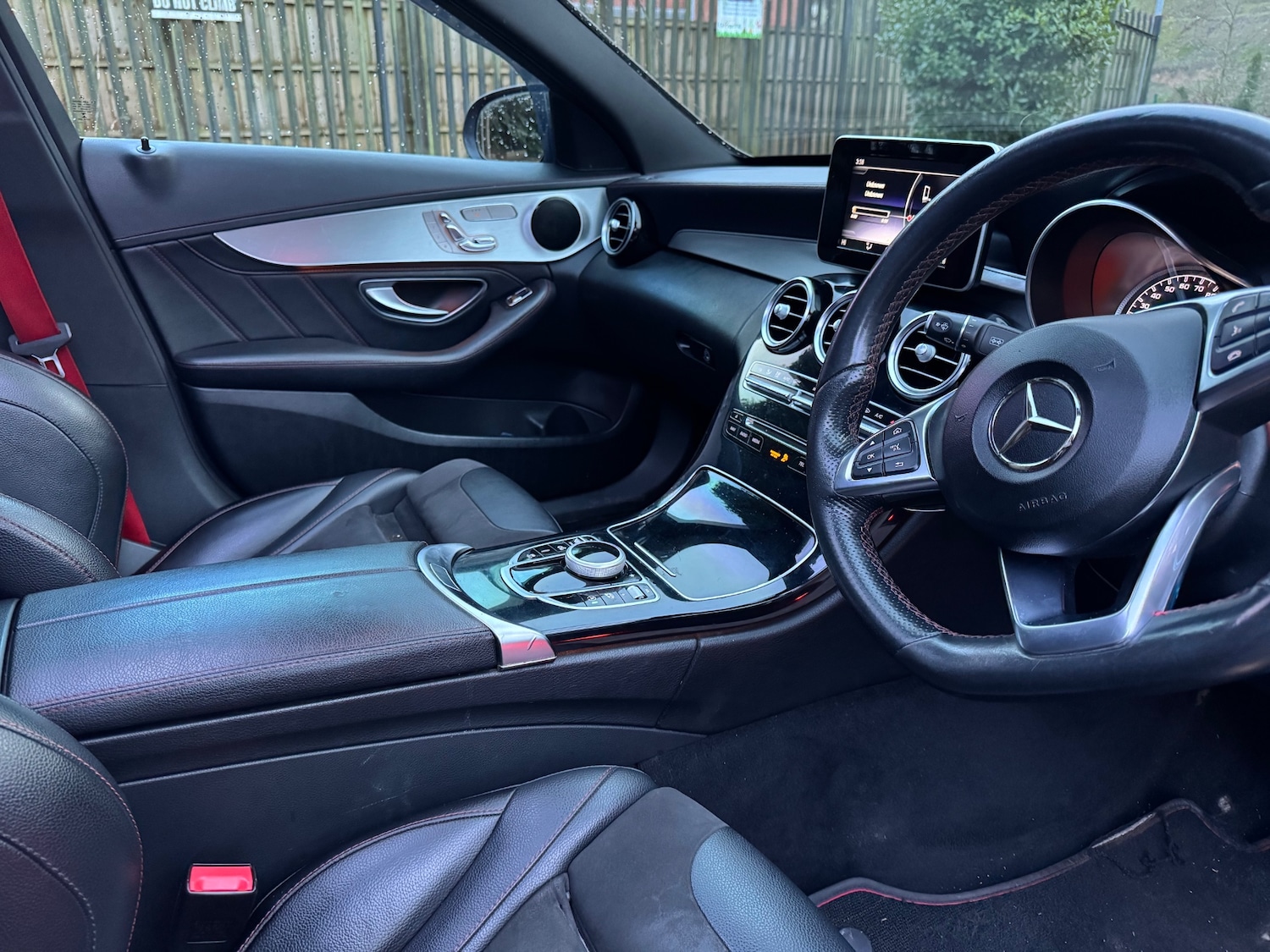 Used Mercedes-Benz C Class 2018 for sale - 77025581: Photo 5