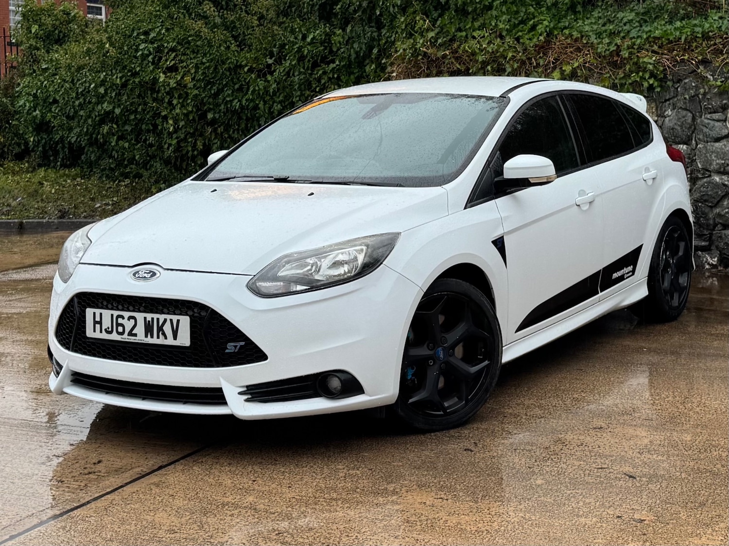 Used Ford Focus 2012 for sale - 76809258: Photo 2