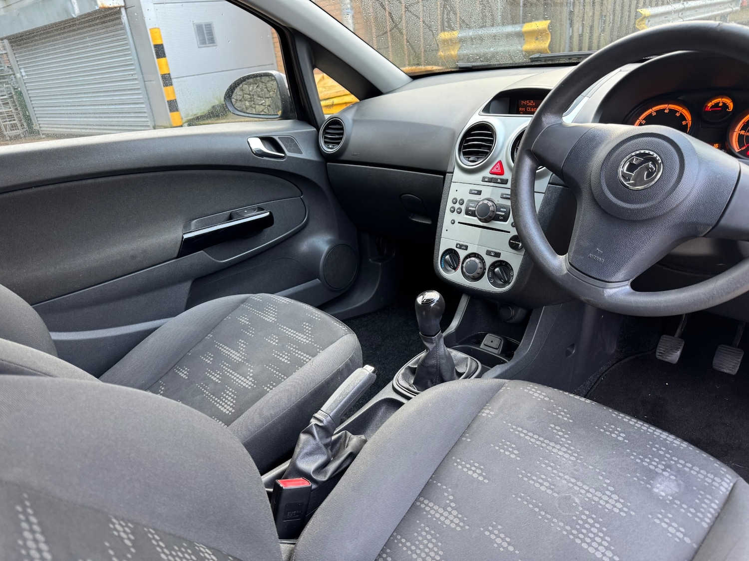 Used Vauxhall Corsa 2014 for sale - 76589203: Photo 5