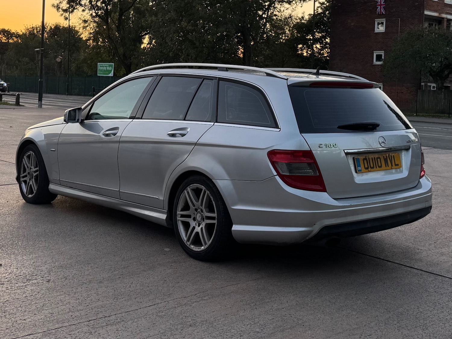 Used Mercedes-Benz C Class 2010 for sale - 76428779: Photo 3