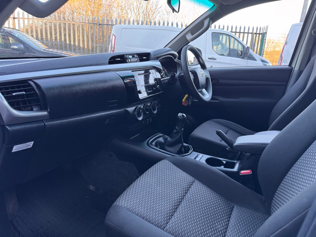 Used Toyota Hilux 2021 for sale - 76609805: Photo 9