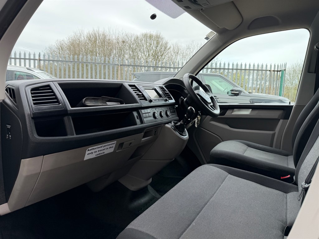 Used Volkswagen Transporter 2018 for sale - 78187239: Photo 9