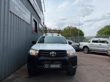 Used Toyota Hilux 2019 for sale - 79363838: Photo