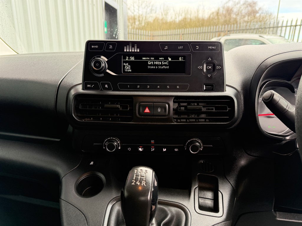 Used Vauxhall Combo 2019 for sale - 77942522: Photo 11