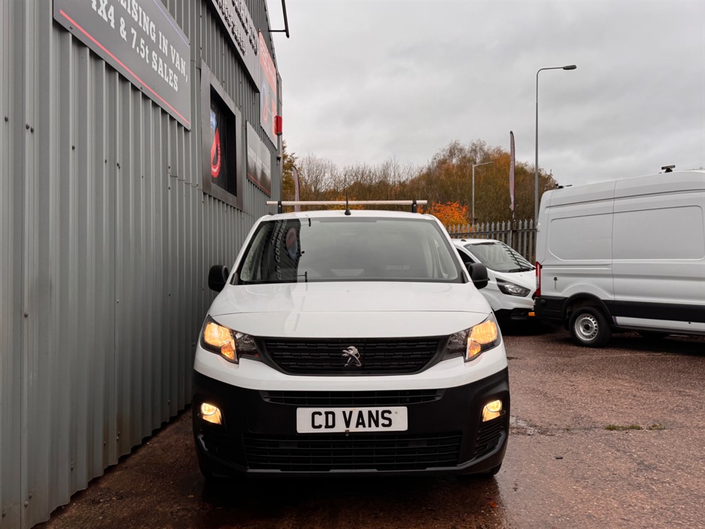 Used Peugeot Partner 2020 for sale - 77013241: Photo 3
