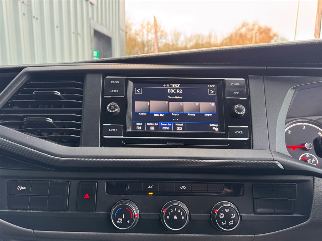 Used Volkswagen Transporter 2021 for sale - 76804463: Photo 11