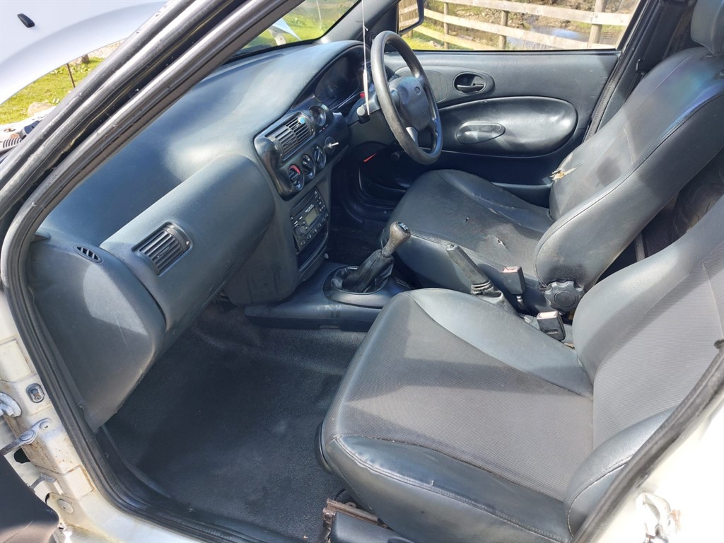 Used Ford Escort 1995 for sale - 78207013: Photo 8